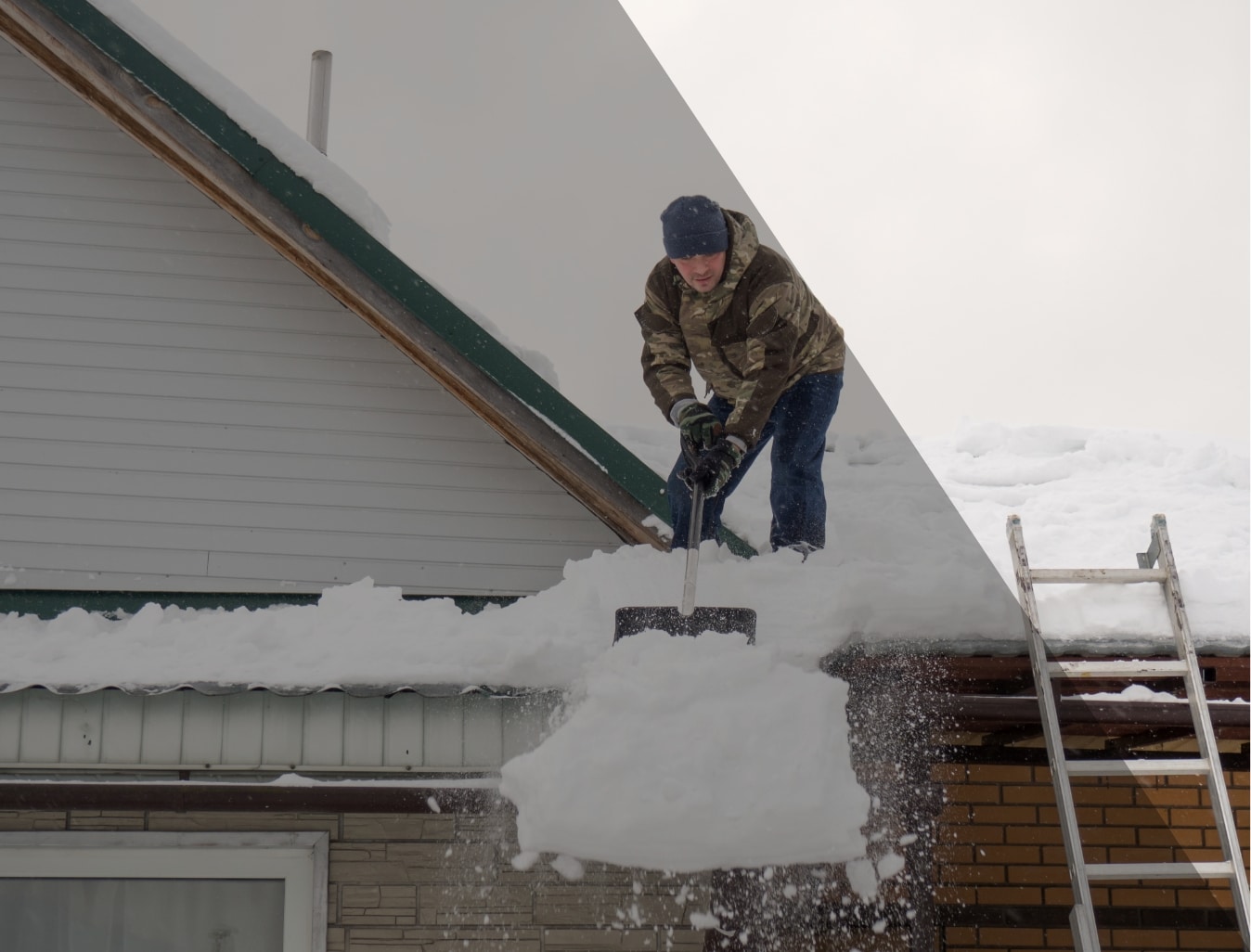 déneigement de toitures